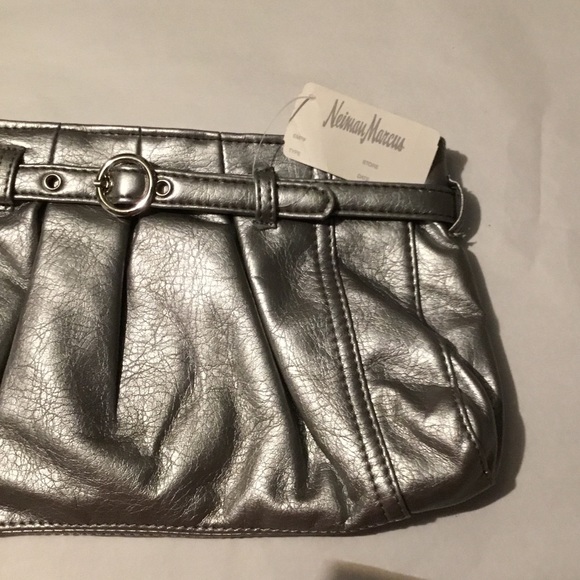 NEIMAN MARCUS - Picture 2 of 15